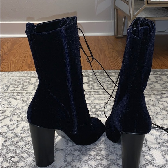 Blue velvet mid height boot - Picture 3 of 4